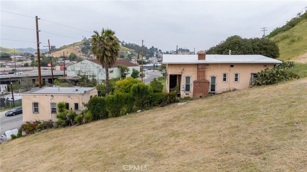 1972 N Marianna Avenue Property Photo 11