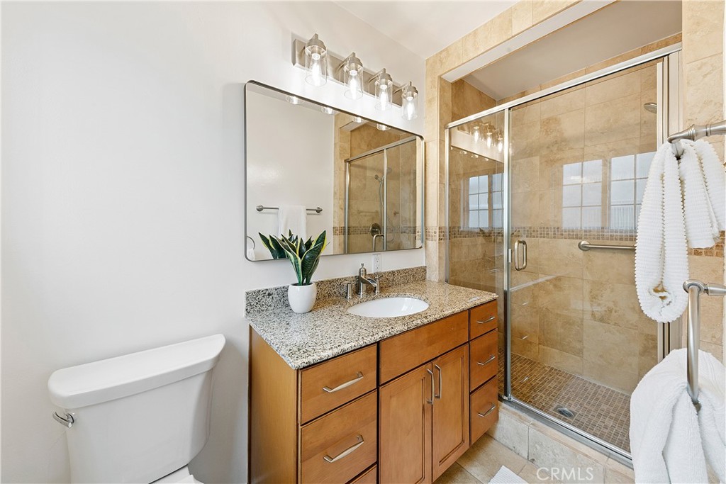 5019 Scott Street Property Photo 20