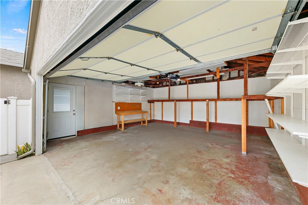 5019 Scott Street Property Photo 51