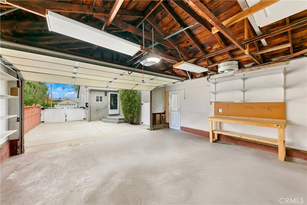 5019 Scott Street Property Photo 52