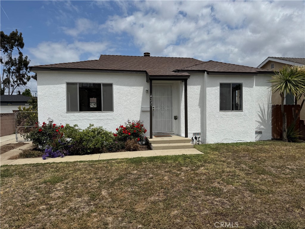 4227 W 168th Street Property Photo