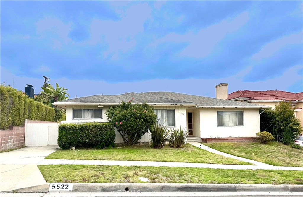 5522 S Holt Avenue Property Photo