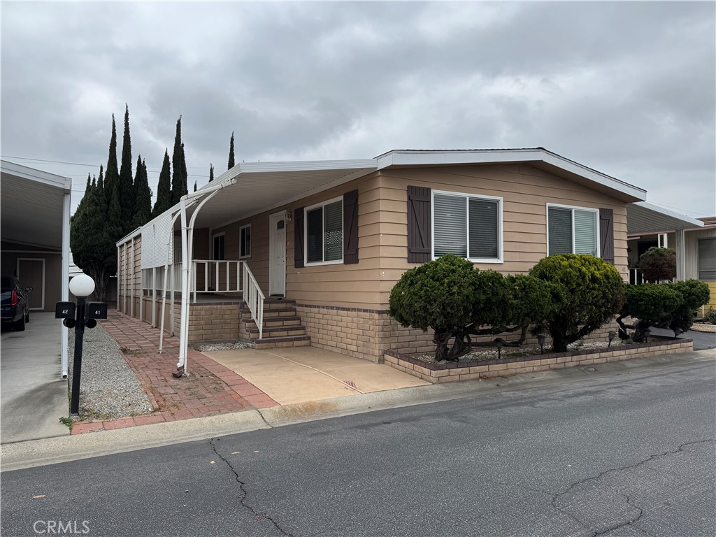 1065 W Lomita Blvd 41 Property Photo 1