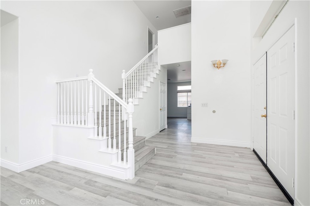 8932 Wedgewood Court Property Photo 11