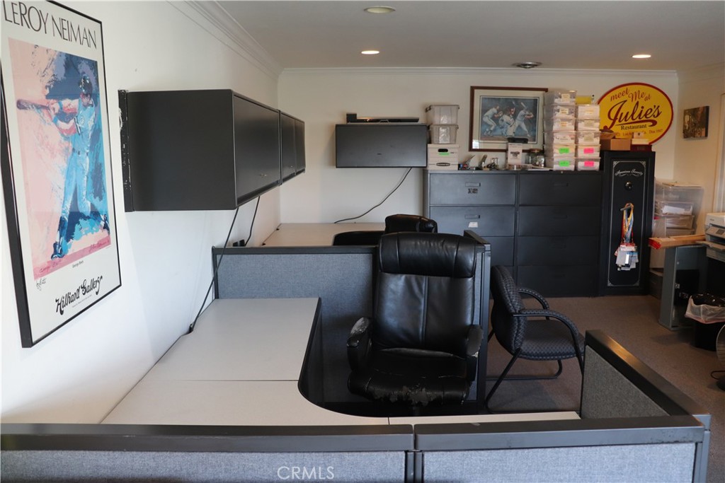 952 Manhattan Beach Boulevard 220 Property Photo 2