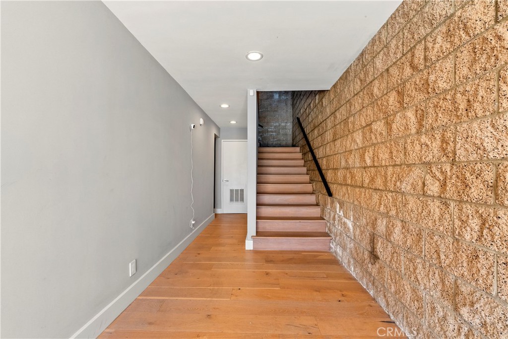 746 4th Street Property Photo 8