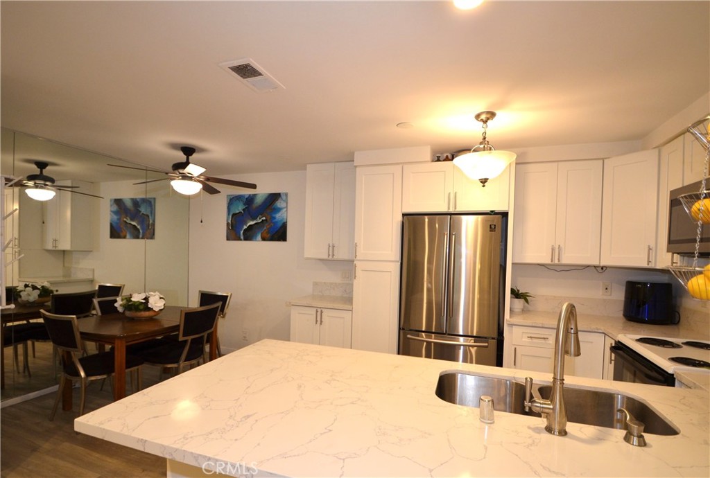 8712 Chessington Drive 255d Property Photo 7
