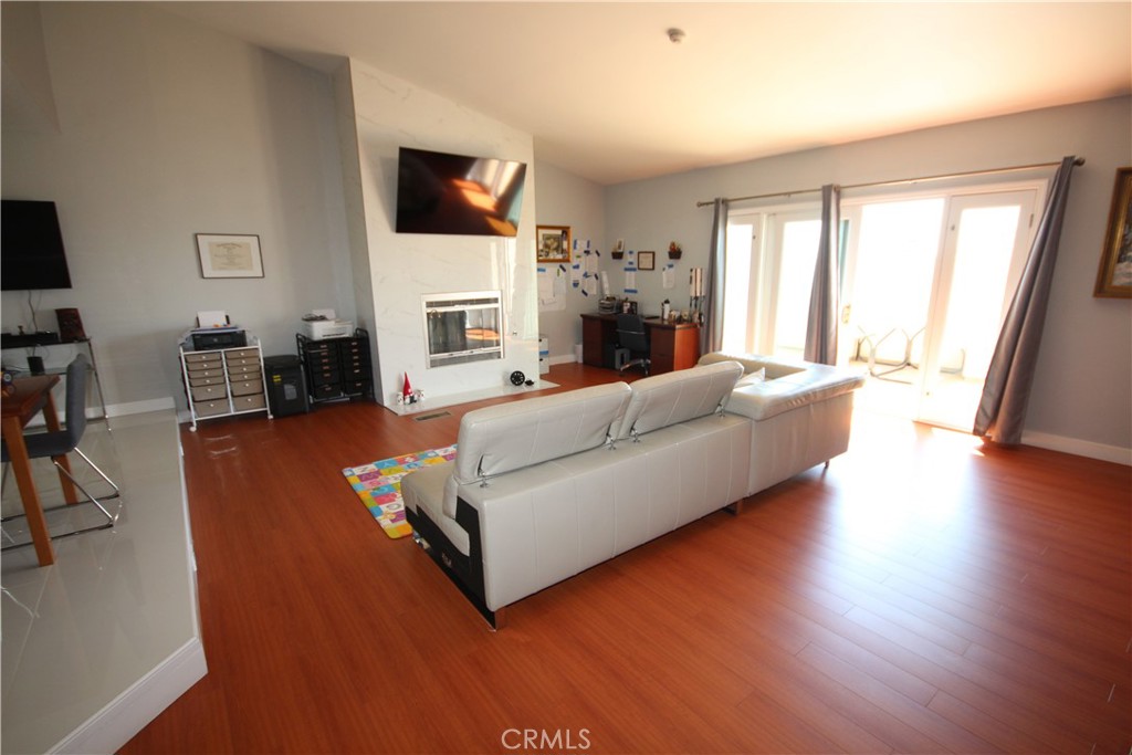 220 S Guadalupe Avenue 5 Property Photo 6