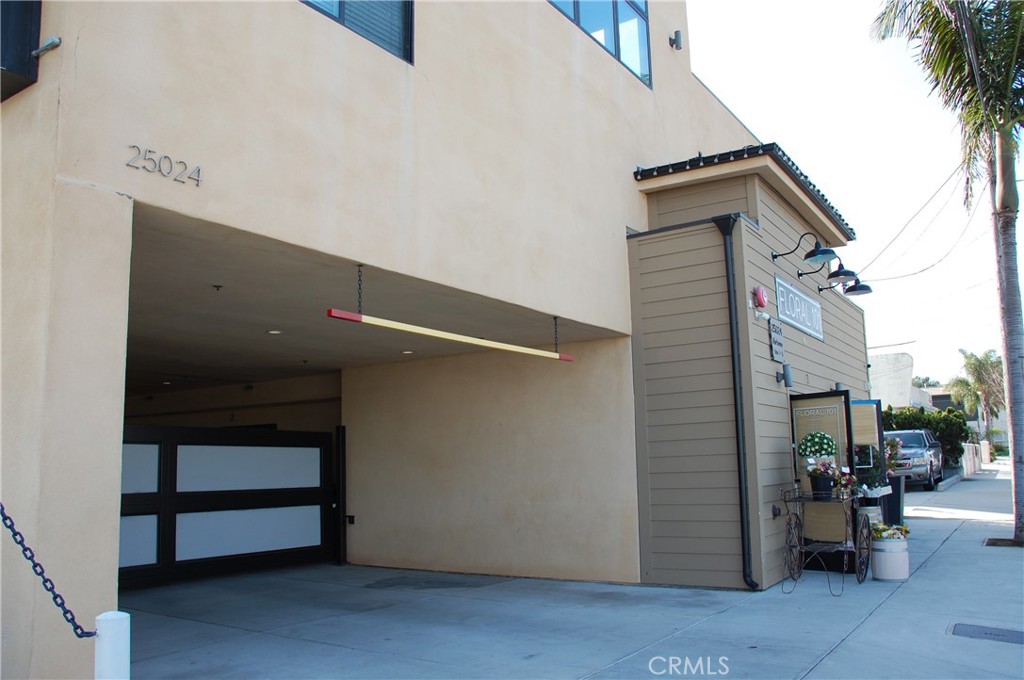 25024 Narbonne Avenue 1 Property Photo 4