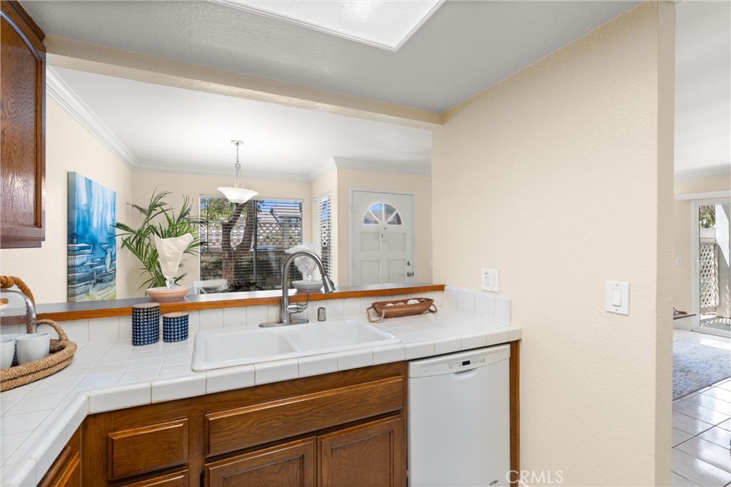 22232 S Vermont Avenue 102b Property Photo 9