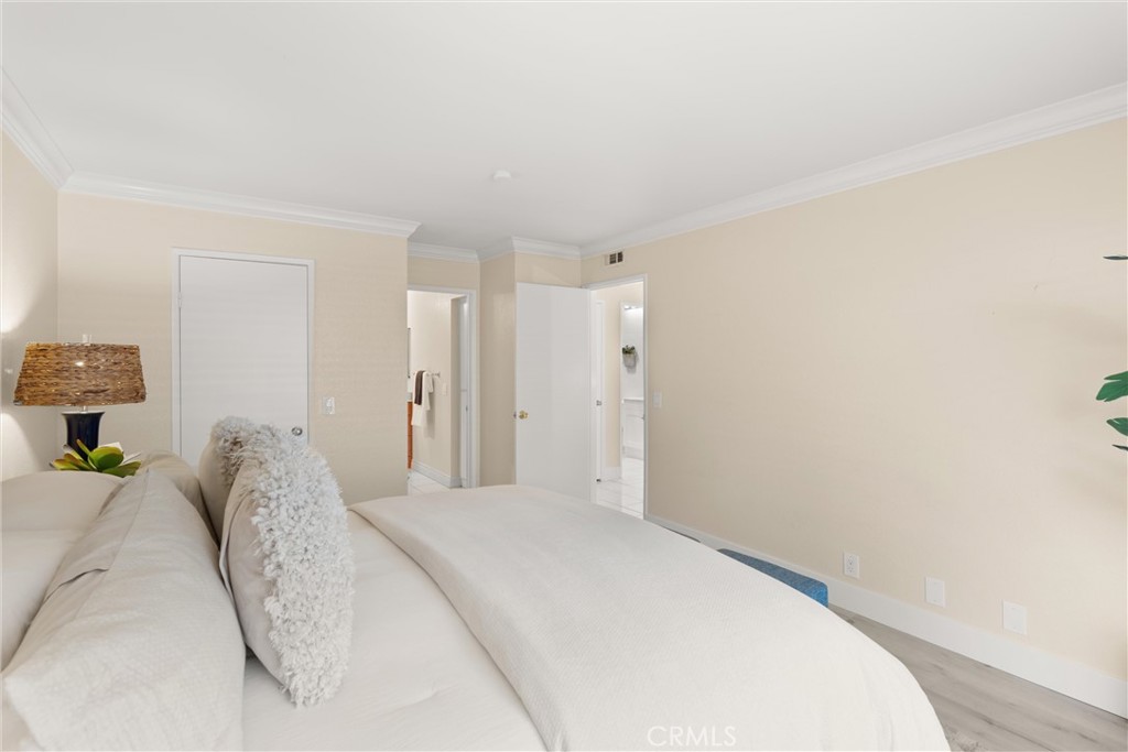 22232 S Vermont Avenue 102b Property Photo 14