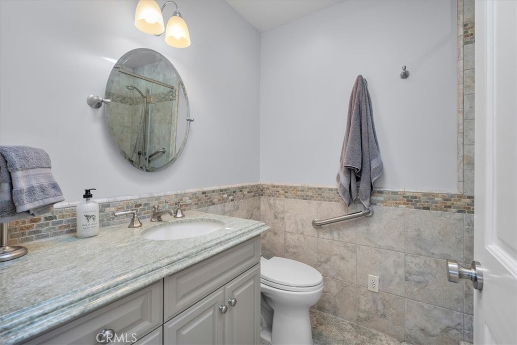 16 Crestwind Drive Property Photo 16