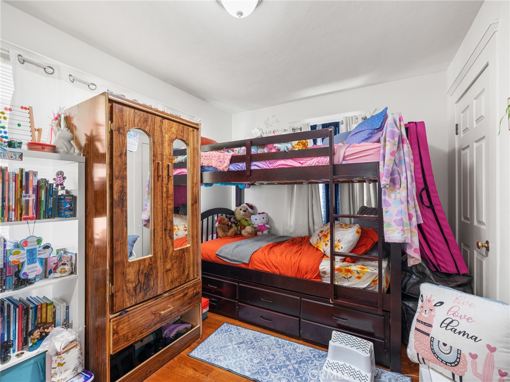 1736 Gramercy Avenue Property Photo 16