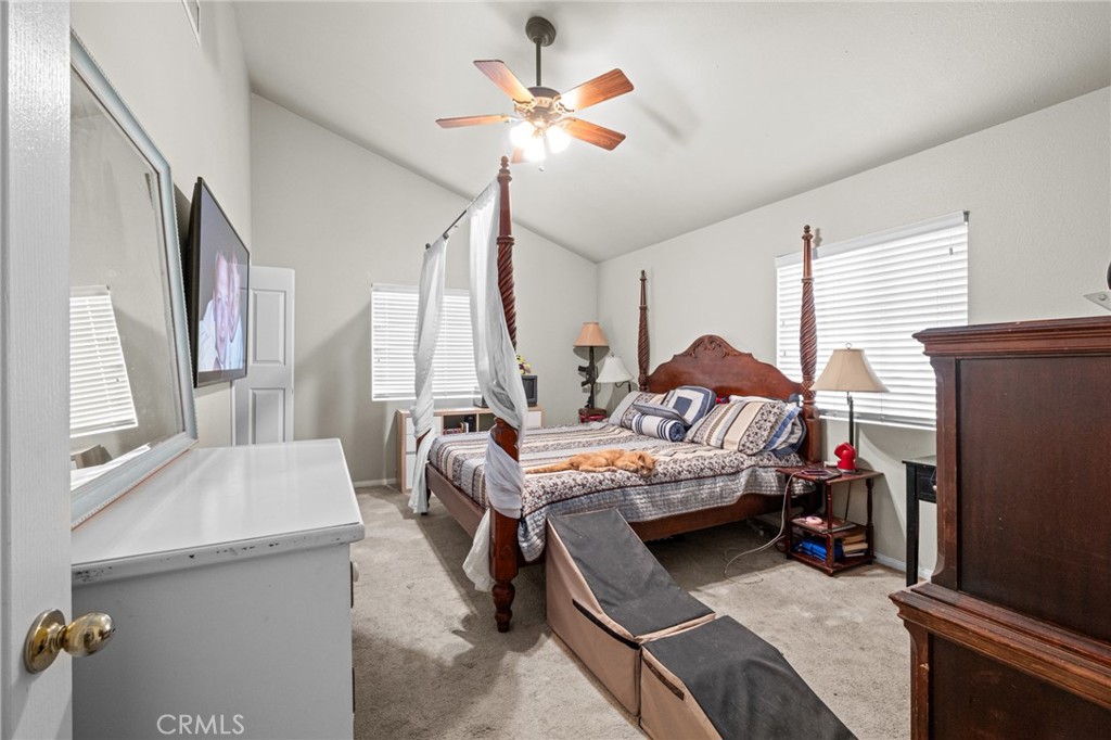1736 Gramercy Avenue Property Photo 28