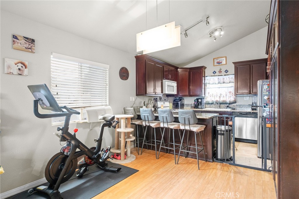 1736 Gramercy Avenue Property Photo 29