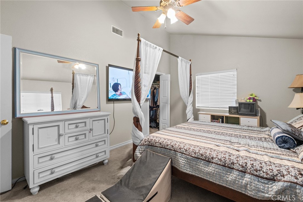 1736 Gramercy Avenue Property Photo 38