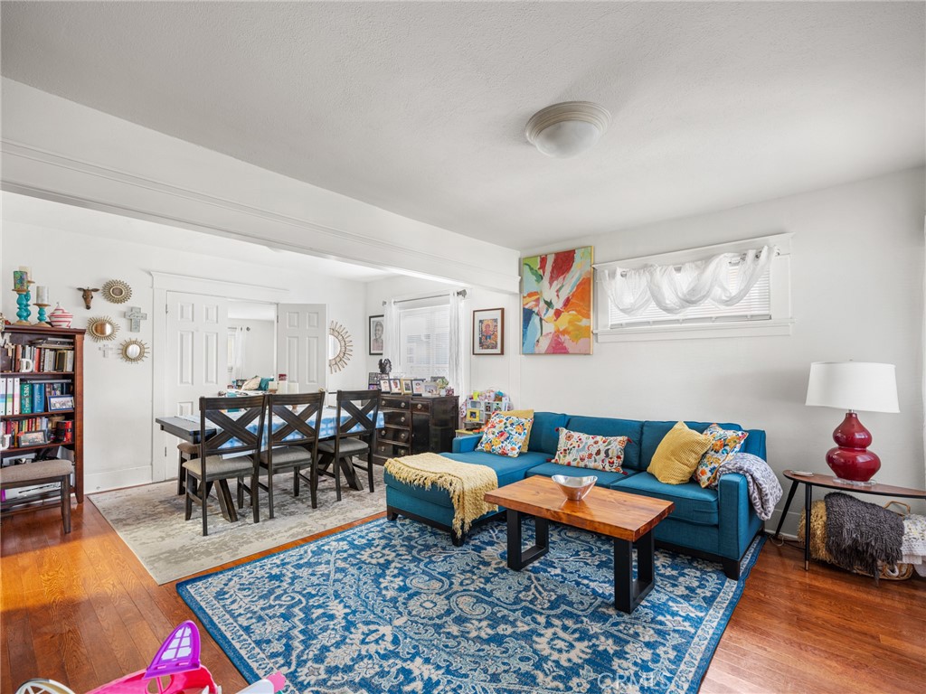 1736 Gramercy Avenue Property Photo 11