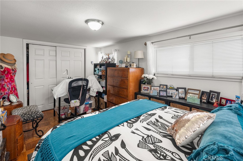 1736 Gramercy Avenue Property Photo 18