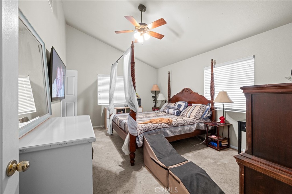 1736 Gramercy Avenue Property Photo 32