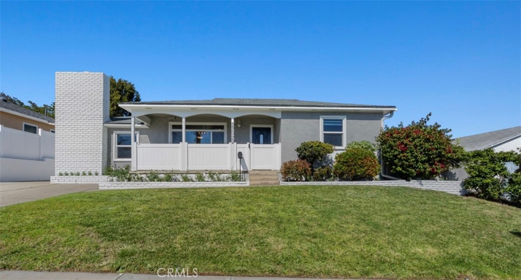 22922 Cabrillo Avenue Property Photo