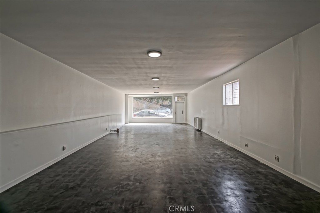 341 Culver Boulevard Property Photo 5