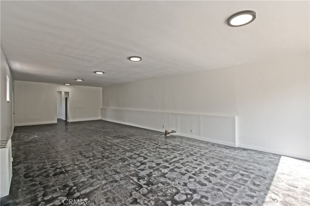 341 Culver Boulevard Property Photo 7