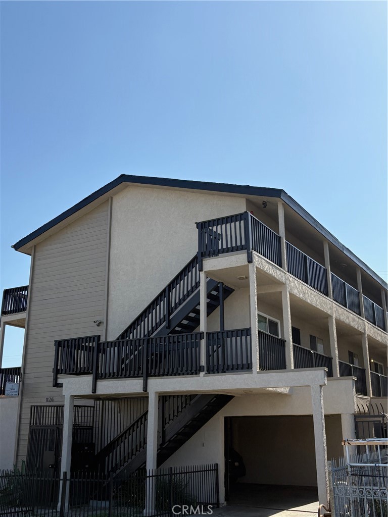 1126 Raymond Avenue Property Photo 1
