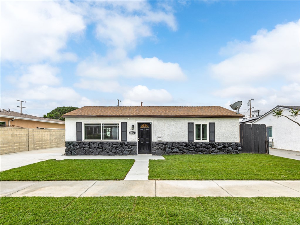 5512 W 117th Street Property Photo 1