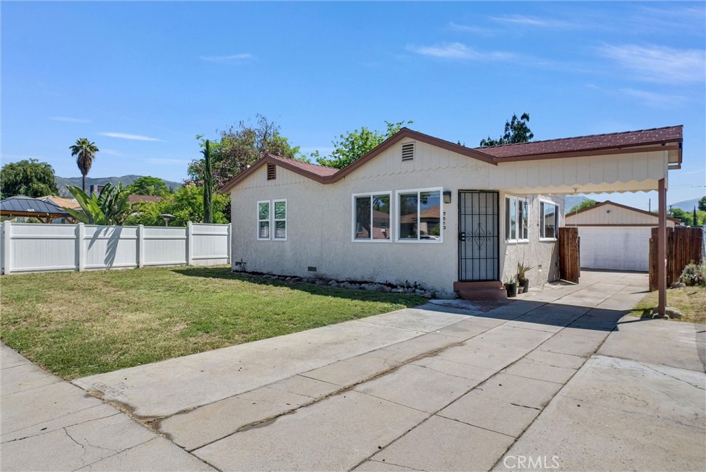2513 Genevieve Street Property Photo 1