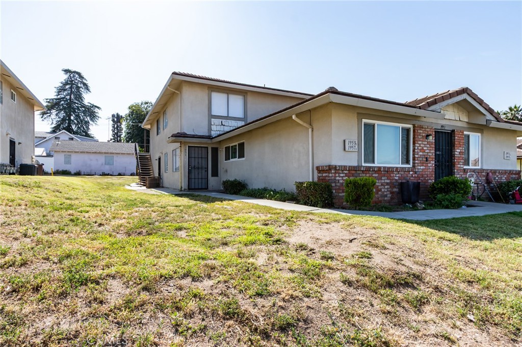 1953 Reedy Avenue Property Photo 1