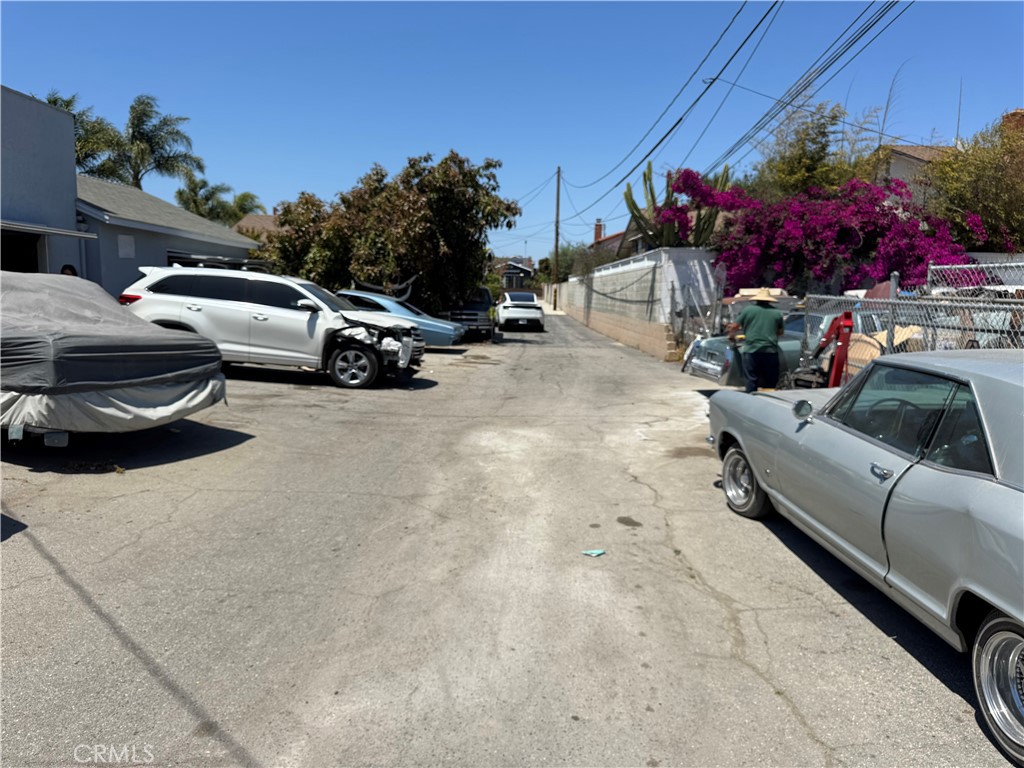 2075 Lomita Boulevard Property Photo 40