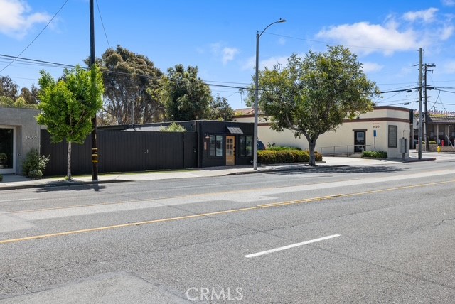 1630 Aviation Boulevard Property Photo 3