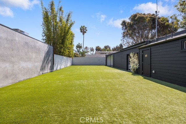 1630 Aviation Boulevard Property Photo 6