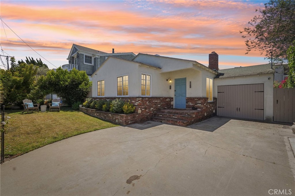 1120 9th Street Property Photo 1