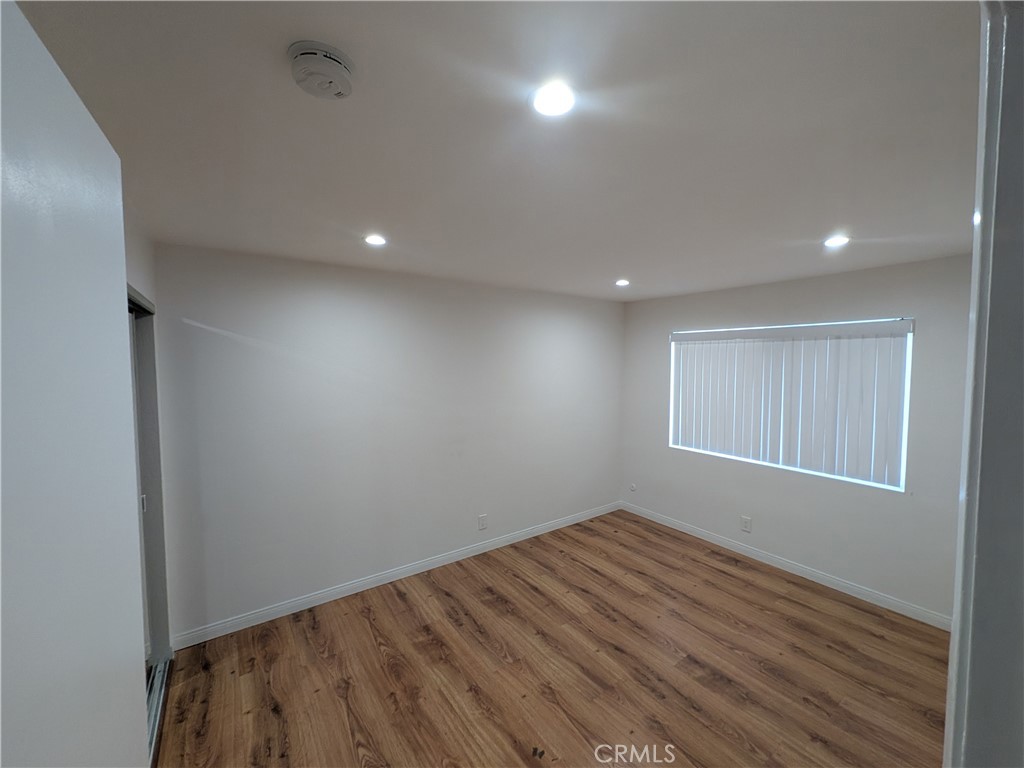 15214 S Raymond Avenue 105 Property Photo 7