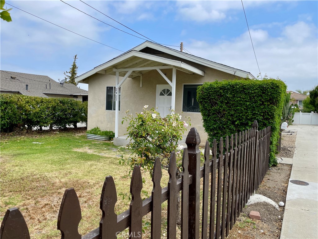 2427 256th Street Property Photo 1