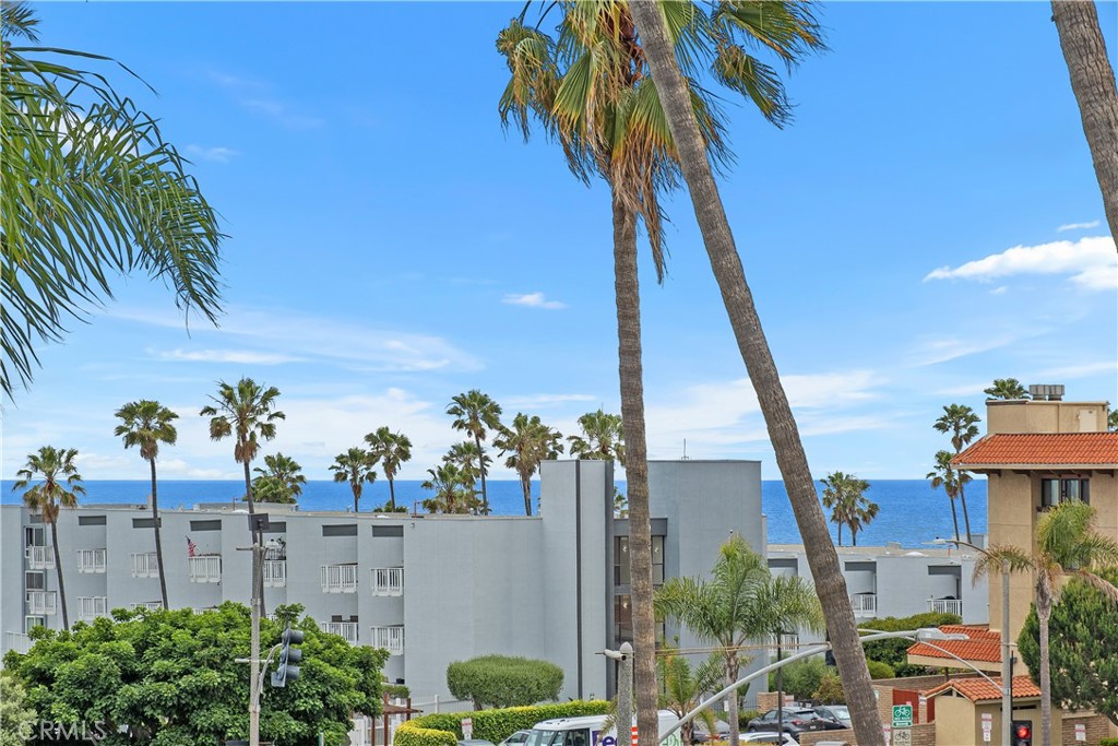 200 S. Catalina Ave 307 Property Photo 1