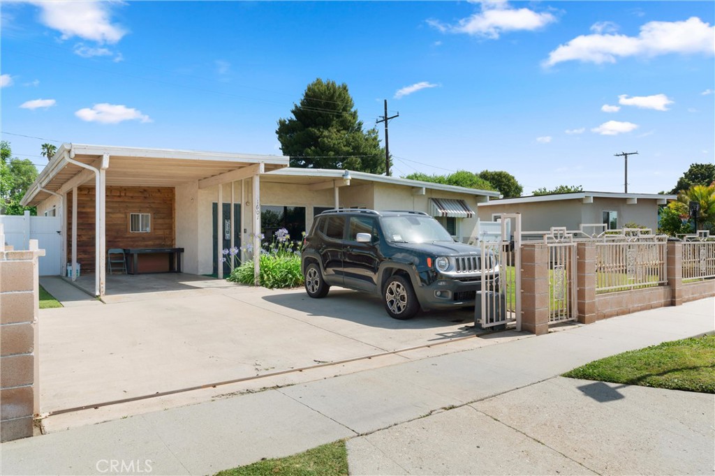 1601 163 Street W Property Photo 1