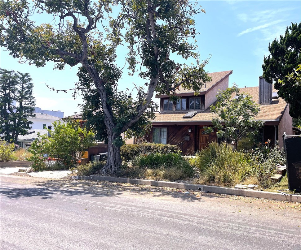 3261 Midvale Avenue