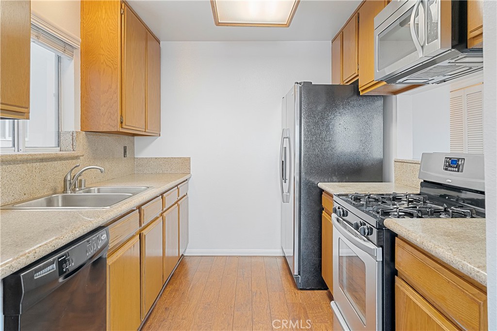 710 5th Street Property Photo 4