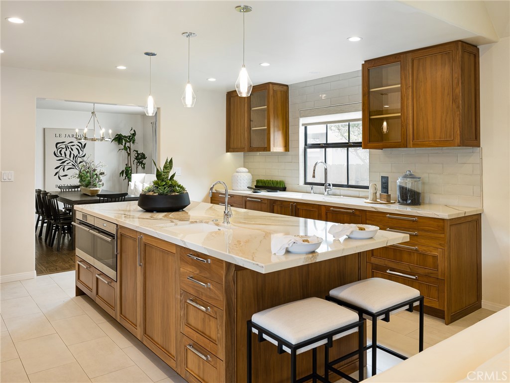 502 Washington Street Property Photo 1