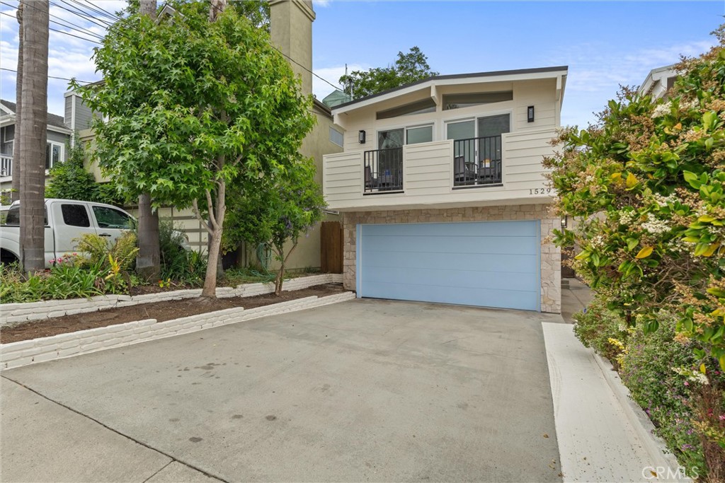 1529 Steinhart Avenue Property Photo 20