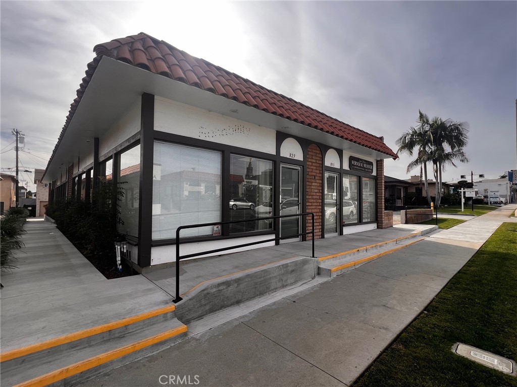 829 835 W 9th Street Property Photo 1