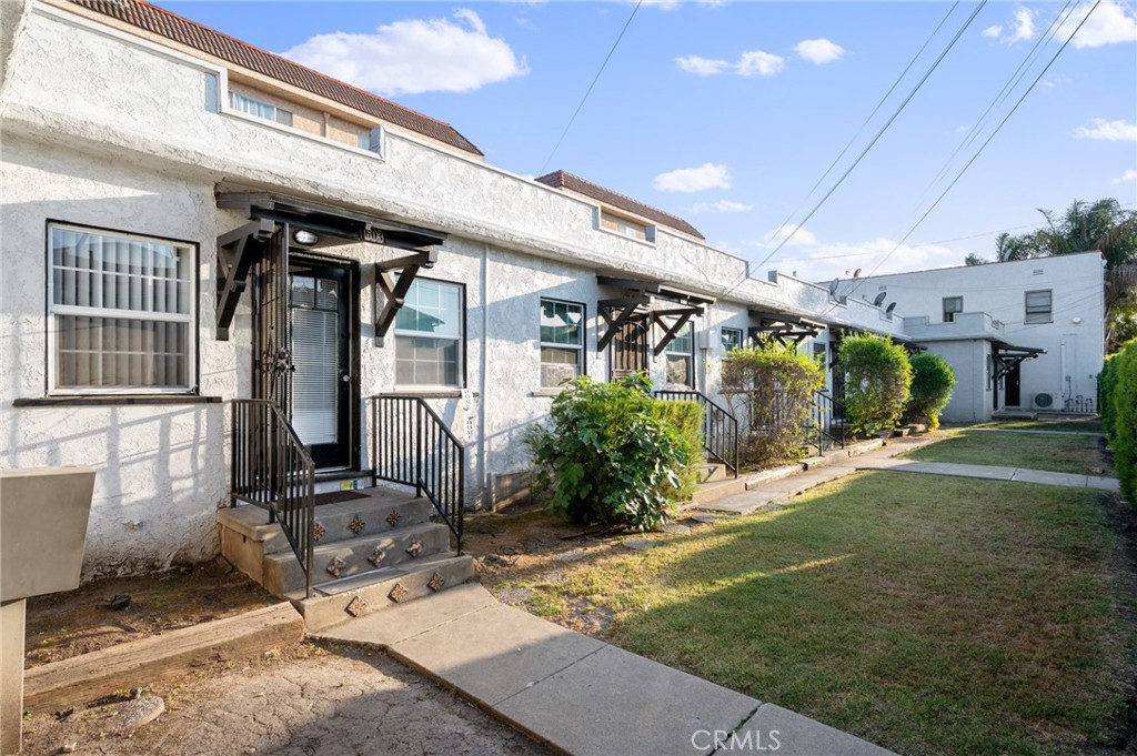 601 W 13th Street Property Photo 1