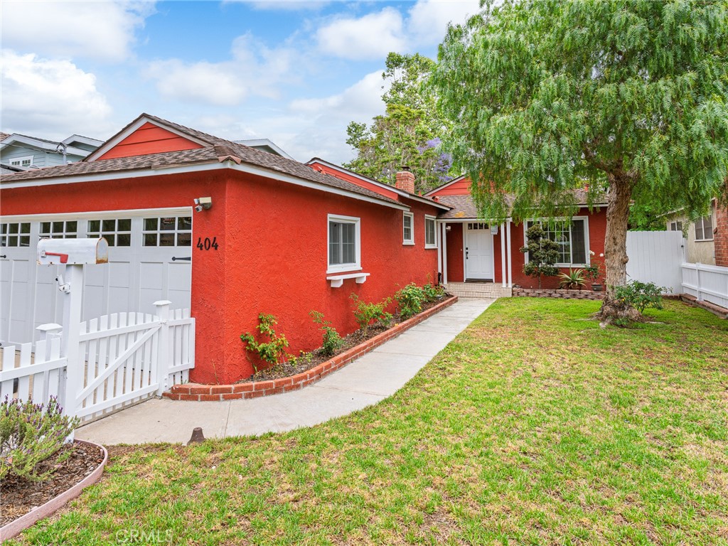 404 Kansas Street Property Photo 1