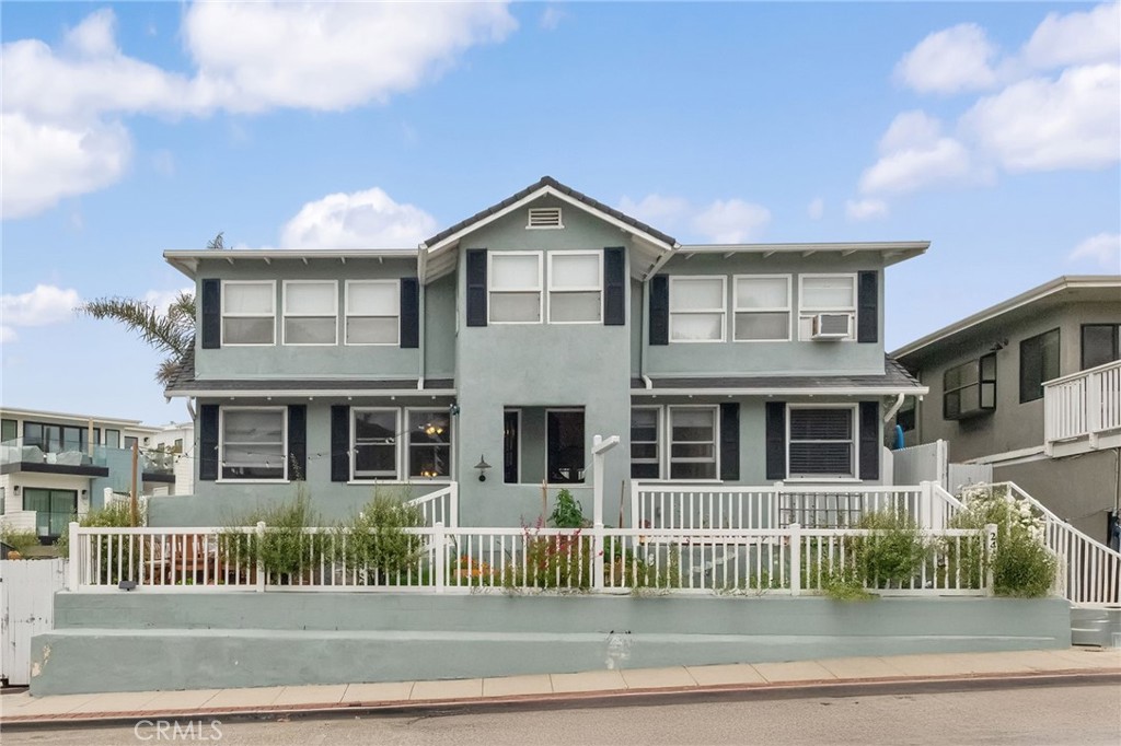 2468 Silverstrand Avenue Property Photo 1