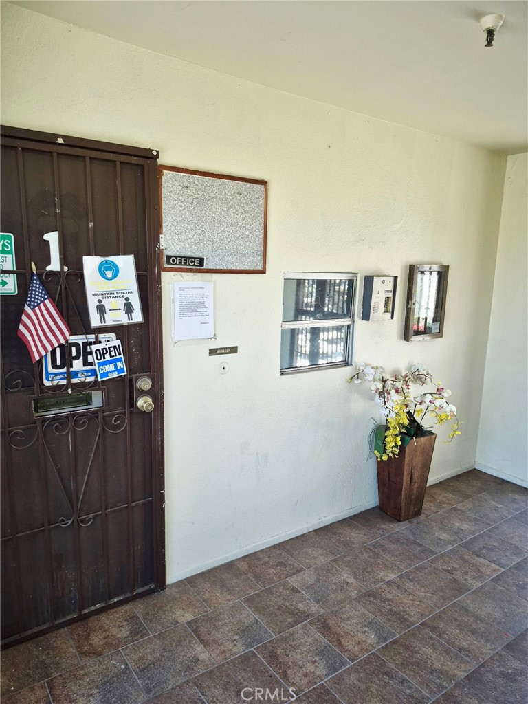 13325 Kornblum Avenue Property Photo 21