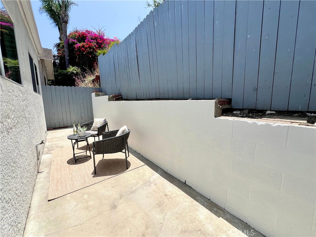 1715 Stanford Avenue Property Photo 28