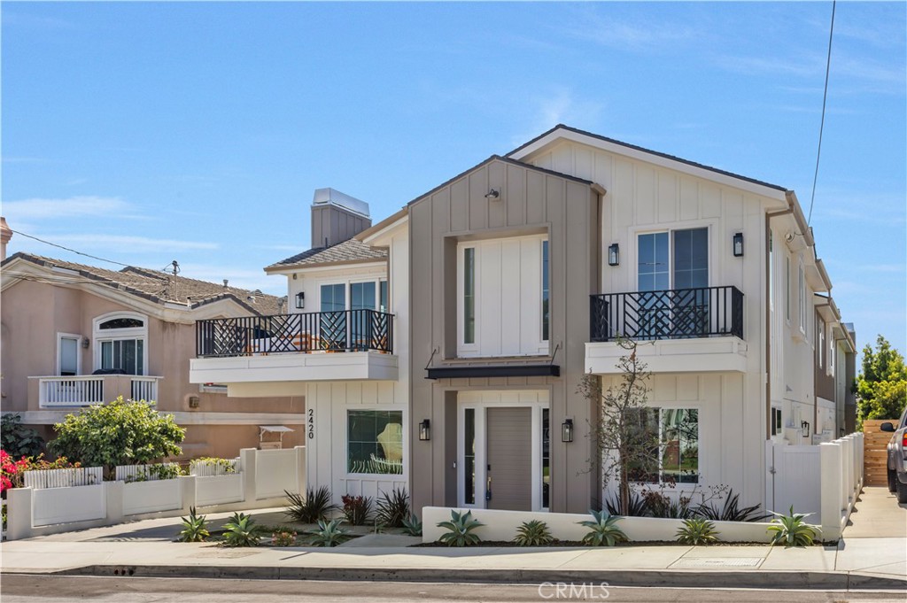 2420 Ives Lane B Property Photo 2