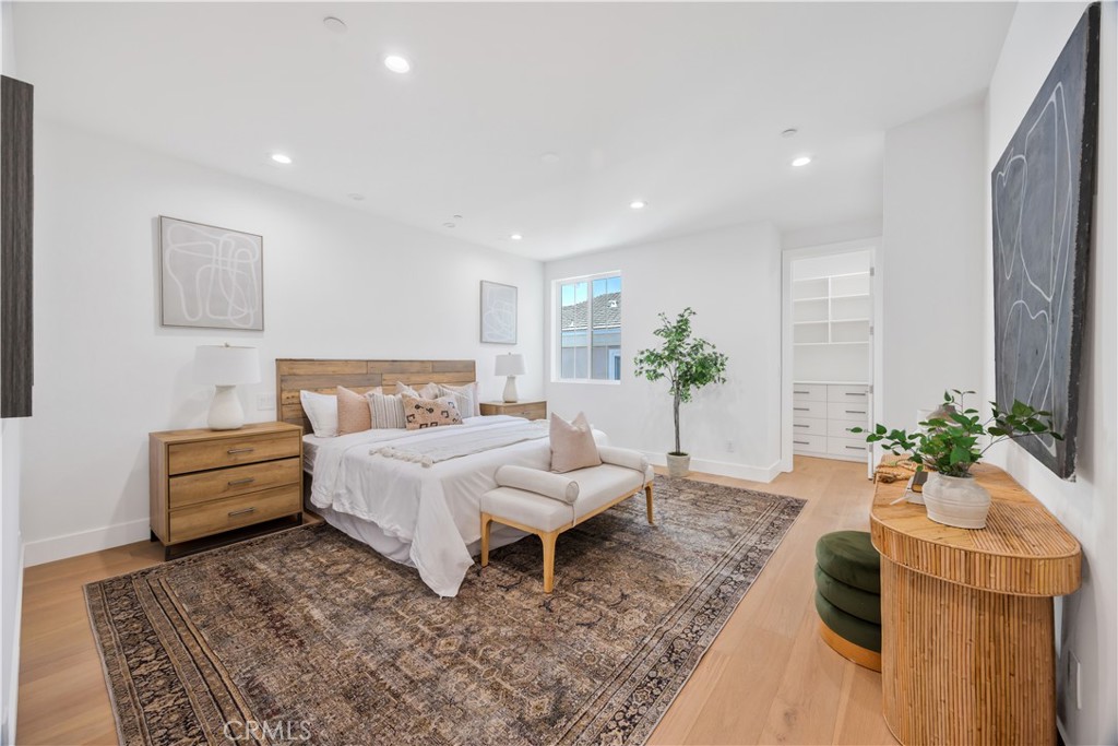 2420 Ives Lane B Property Photo 16